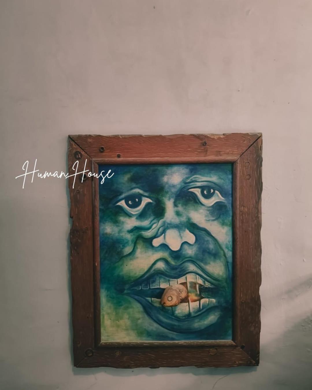 Human House Bed & Breakfast Surabaya Ngoại thất bức ảnh